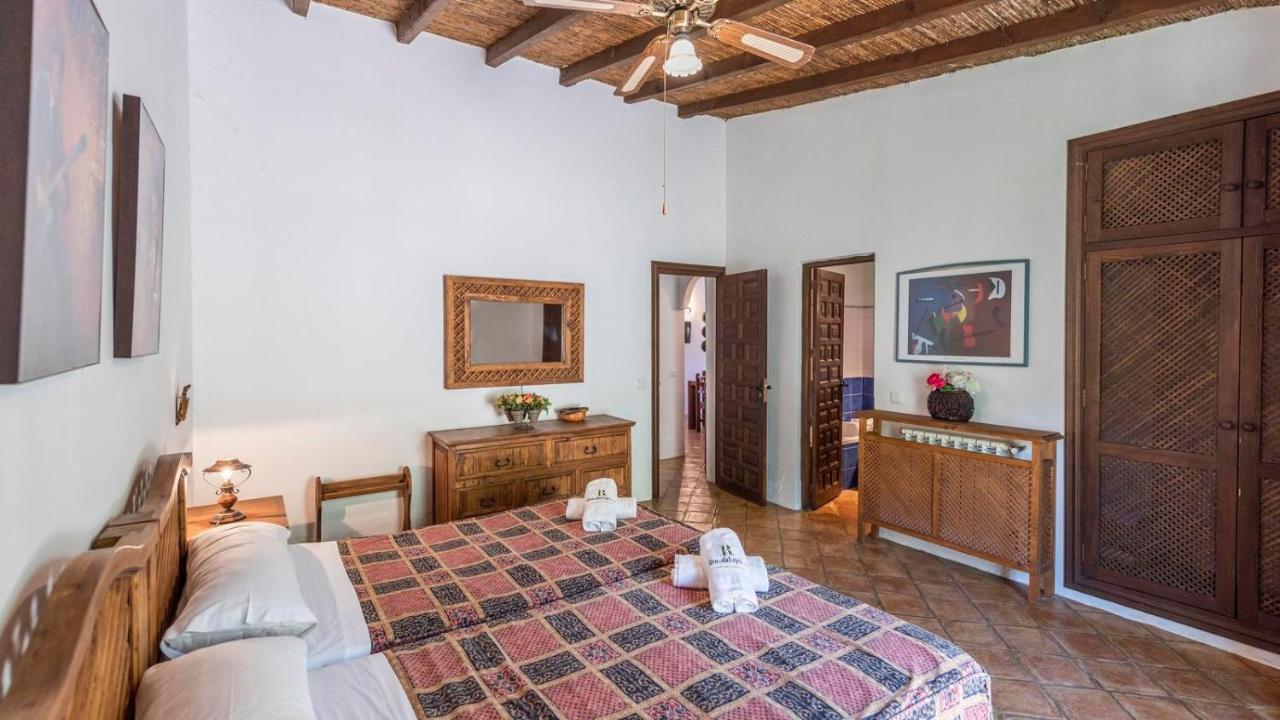 Los Olivos Antequera - Los Nogales By Ruralidays Eksteriør billede
