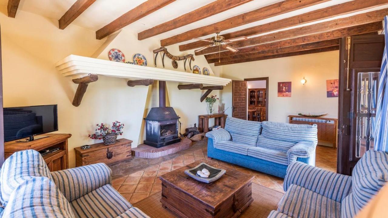 Los Olivos Antequera - Los Nogales By Ruralidays Eksteriør billede